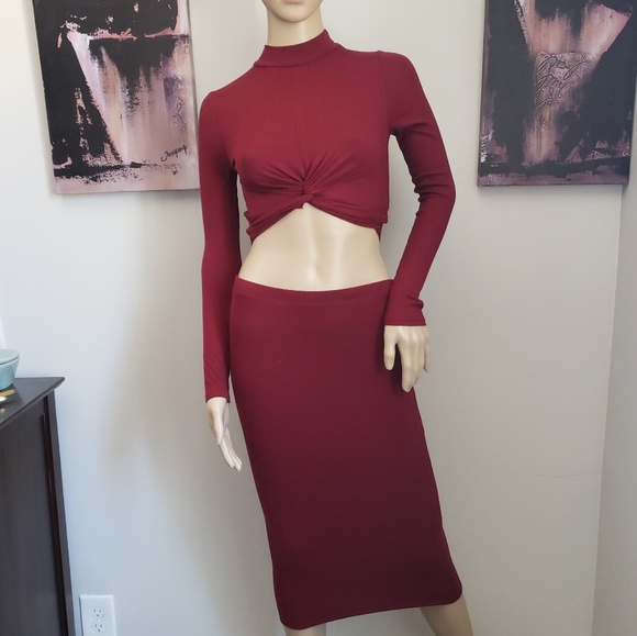 🌺HP x2🌺 2Pcs Red Long Sleeve Pencil Skirt NWOT - Picture 5 of 8